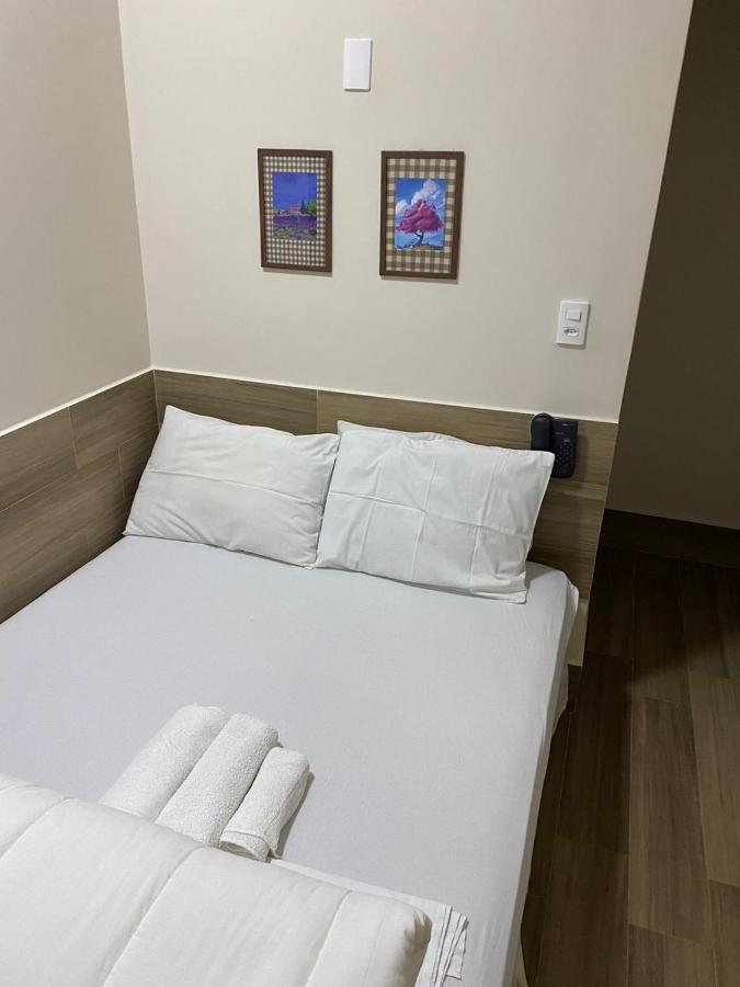 Capsule hotel Avenida De Resende